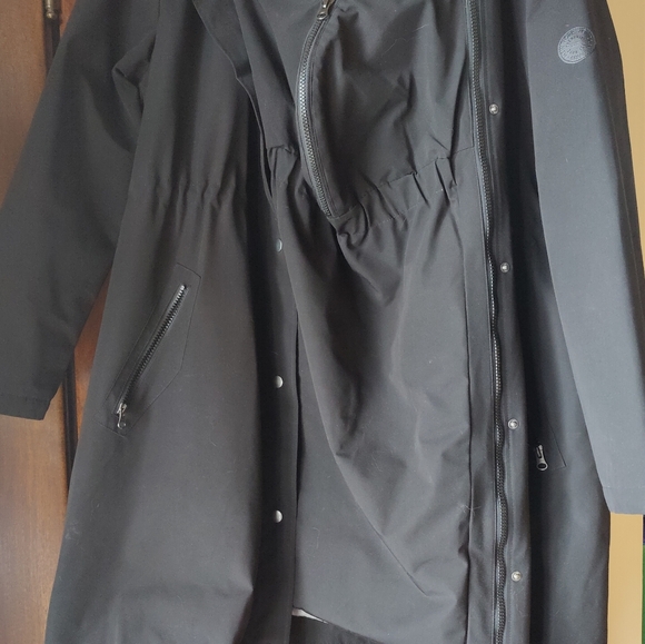 Seraphine Black Ski & Snow Jacket - Picture 6 of 6